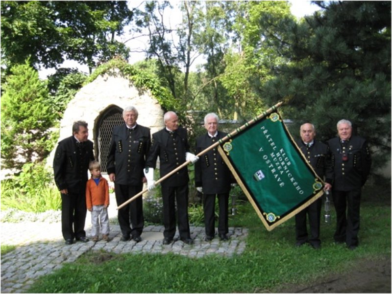 11. září 2011 v 10 hodin u příležitosti Mše svaté k narození Panny Marie a orlovské pouti byl požehnán Hornický prapor Klubu přátel hornického muzea v Ostravě.
